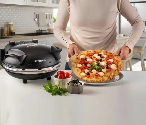 Forno Elétrico Bivolt Preto ( Fica pronta em 4 minutos)